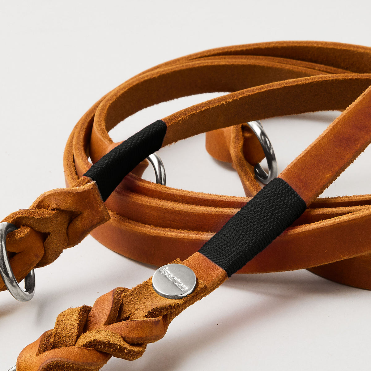isartau Lederleine SPORTY in Cognac, Takelung Schwarz