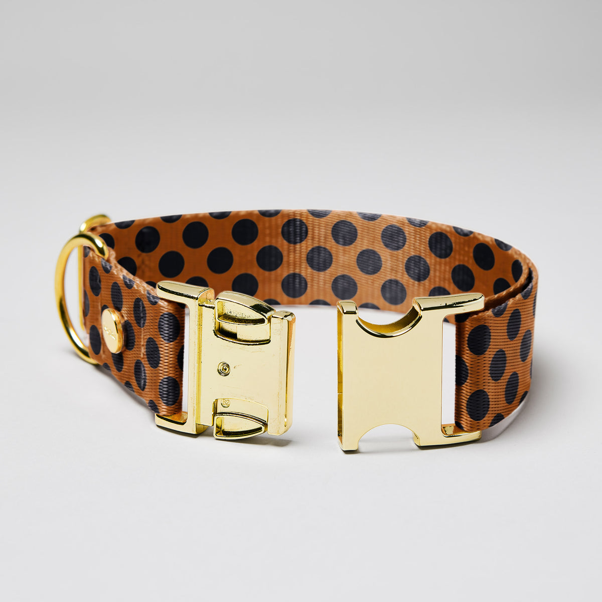 Designerhalsband POLKA DOTS, Cognac