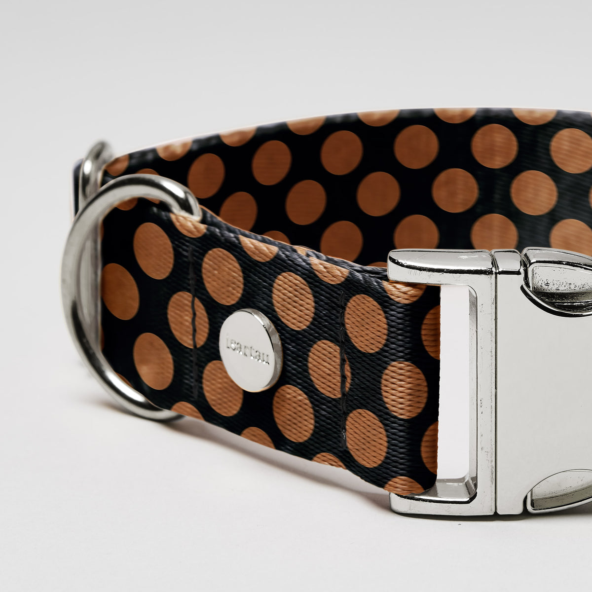 Designerhalsband POLKA DOTS, Schwarz