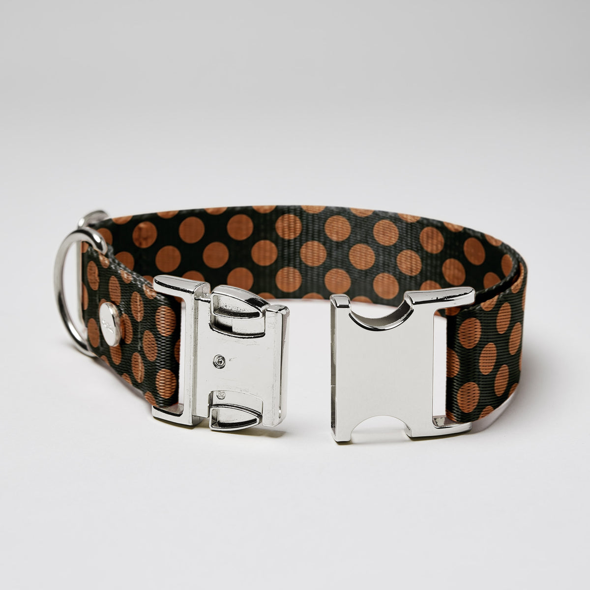 Designerhalsband POLKA DOTS, Schwarz