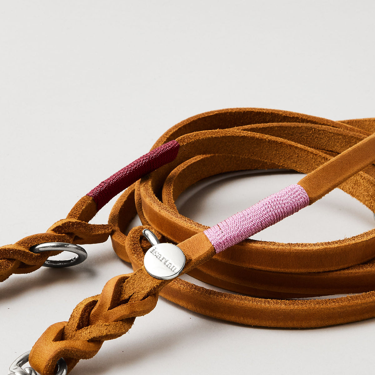 isartau Lederleine SPORTY in Cognac, Takelung Burgunder und Rose