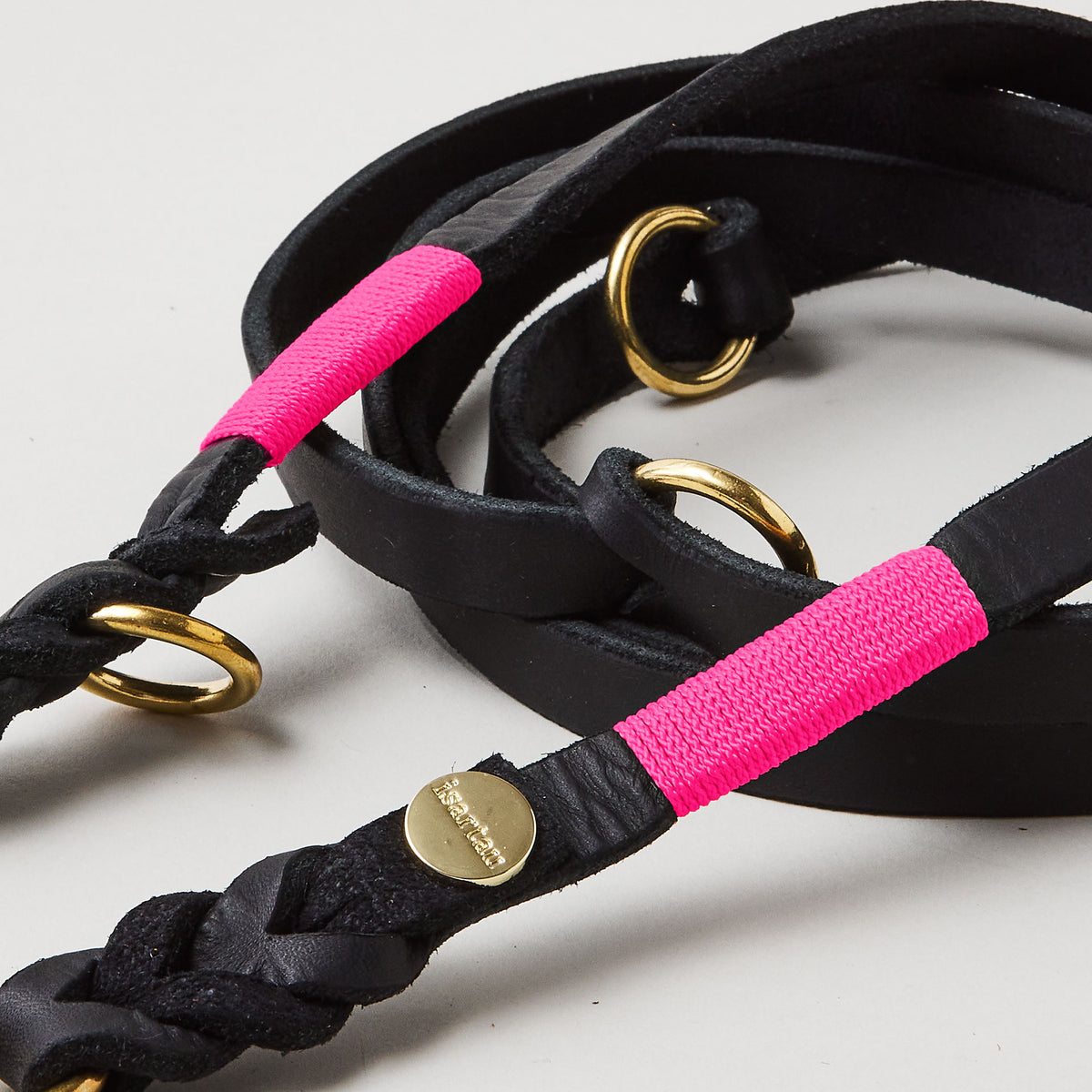 isartau Lederleine SPORTY in Schwarz, Takelung Neonpink