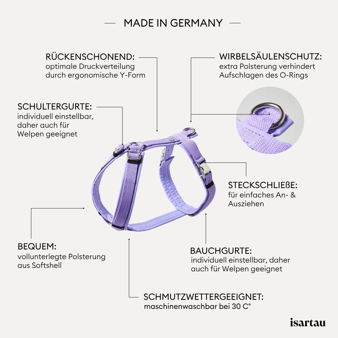 Goldfarbene verstellbare Schieber im Schulterbereich des lavendelfarbenen Hundegeschirrs