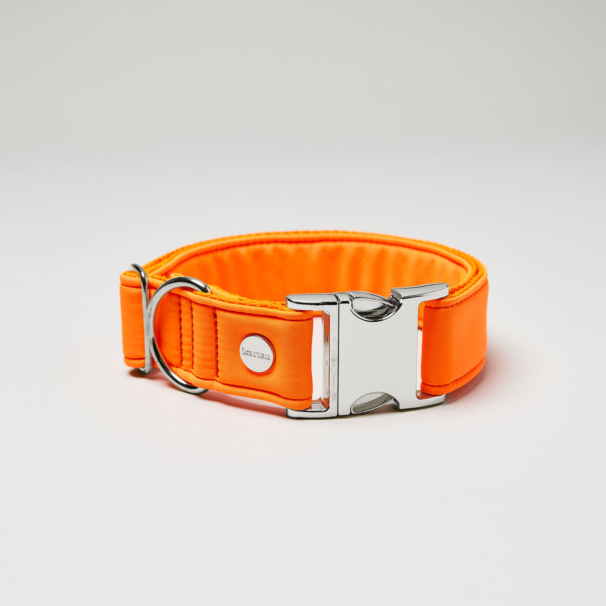 isartau Halsband Softie Neonorange, silberne Beschläge