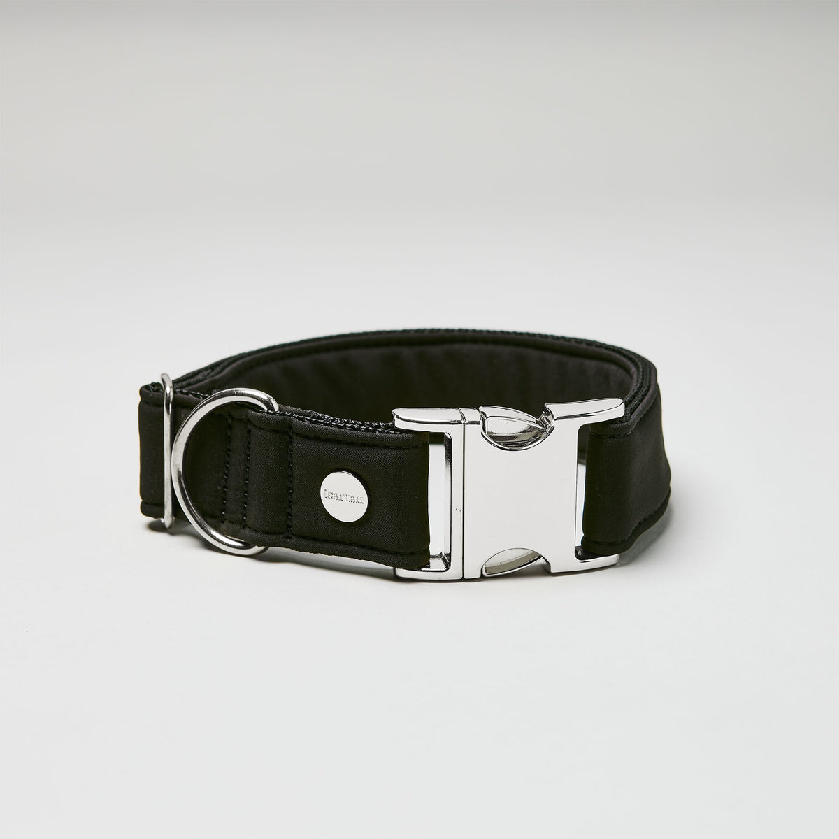 isartau Halsband Softie Schwarz, silberne Beschläge