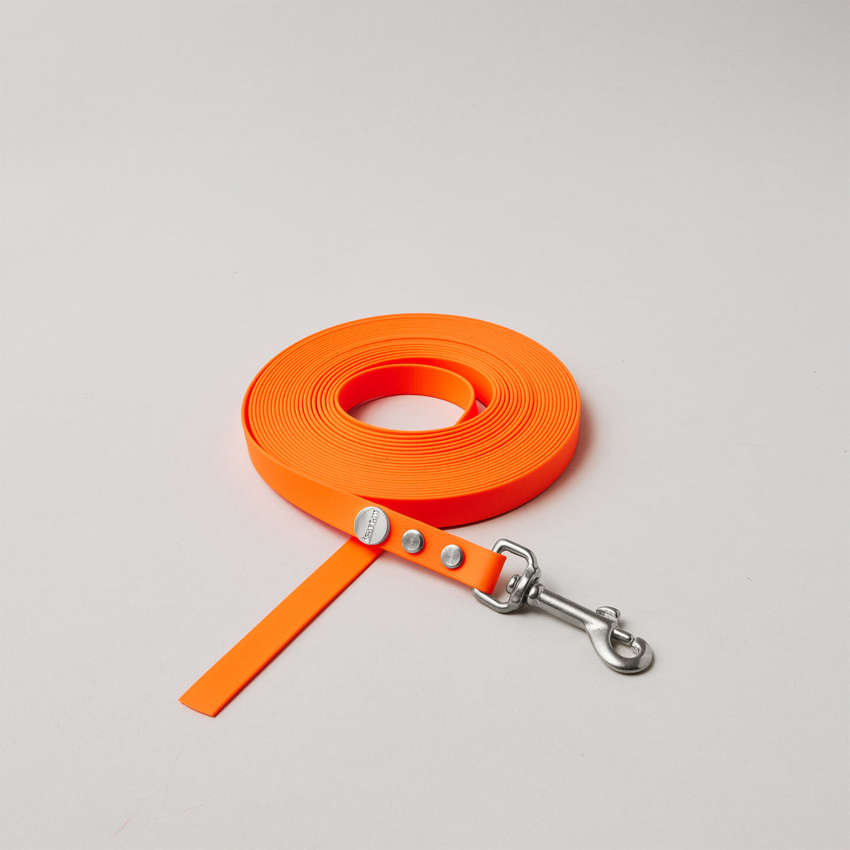 Schleppleine ohne Handschlaufe in Neonorange, Bolzenkarabiner aus Edelstahl, 16mm breit, für große Hunde