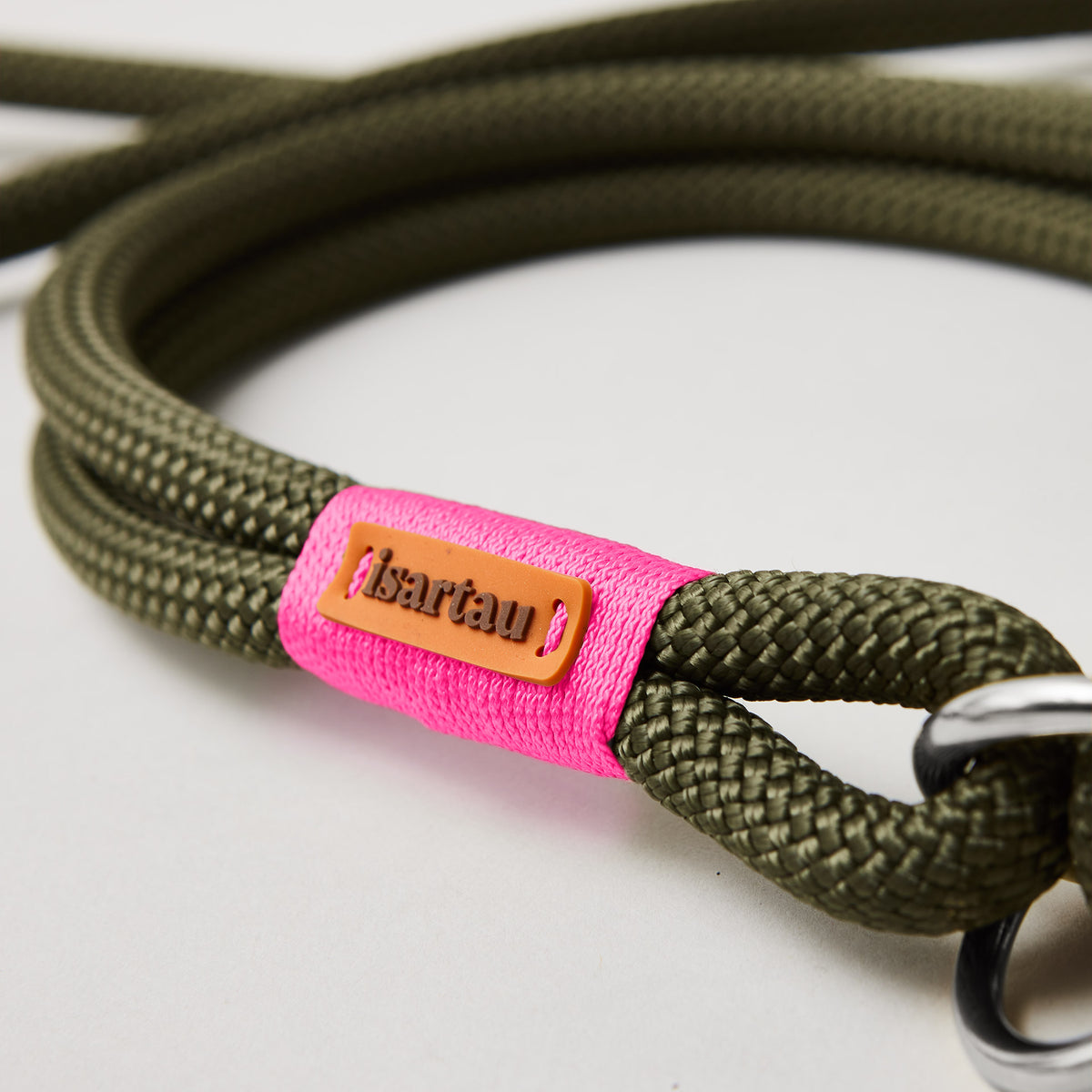 Detail Halsband Zugstopp Olive Grove Neonpink, Kletterseil, silberfarben