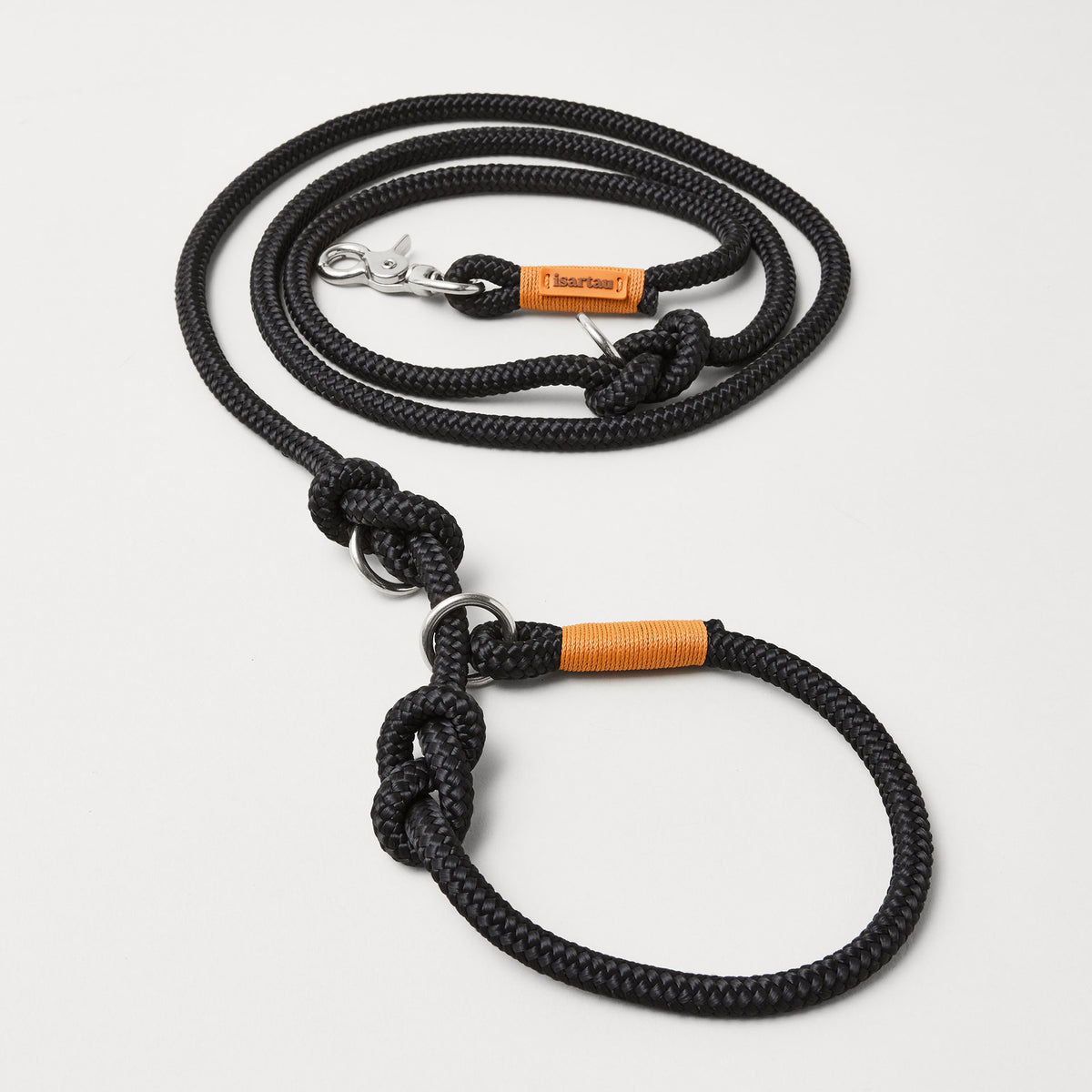 Retrieverleine aus Tau Black Mamba Rost Orange, Halsung mit integrierter Leine, silberne Karabiner, schwarzes Tau mit rost-oranger Takelung, 2-fach längenverstellbar