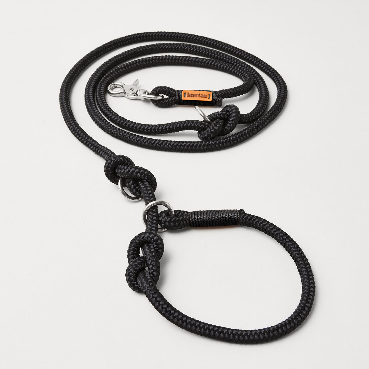 Retrieverleine aus Tau Black Mamba Schwarz, Halsung mit integrierter Leine, silberne Karabiner, schwarzes Tau mit schwarzer Takelung, 2-fach längenverstellbar