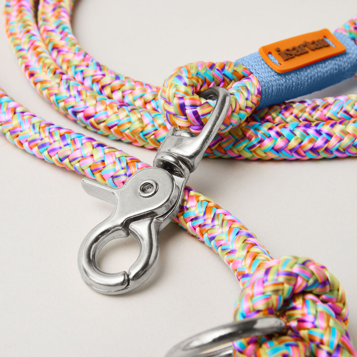 Detail bunte Hundeleine Easy Summer Hellblau, silberner Scherenkarabiner