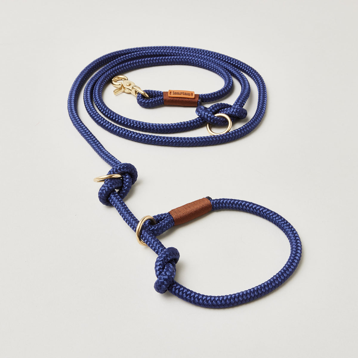Tauretrieverleine Indigo Sea Kastanie, Halsung mit integrierter Leine, goldene Messingkarabiner, 2-fach längenverstellbar, erhältlich in 8 und 10 mm