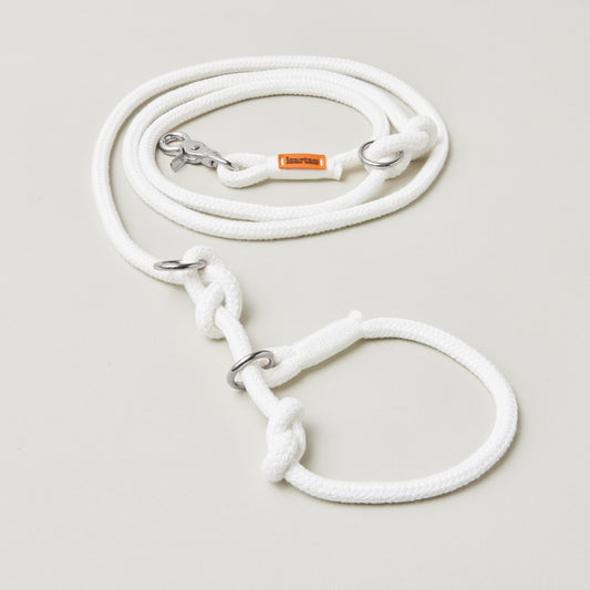 Retrieverleine aus Tau Pure Breeze Weiß, Halsung mit integrierter Leine, silberne Karabiner, 2-fach längenverstellbar, erhältlich in 8 und 10 mm