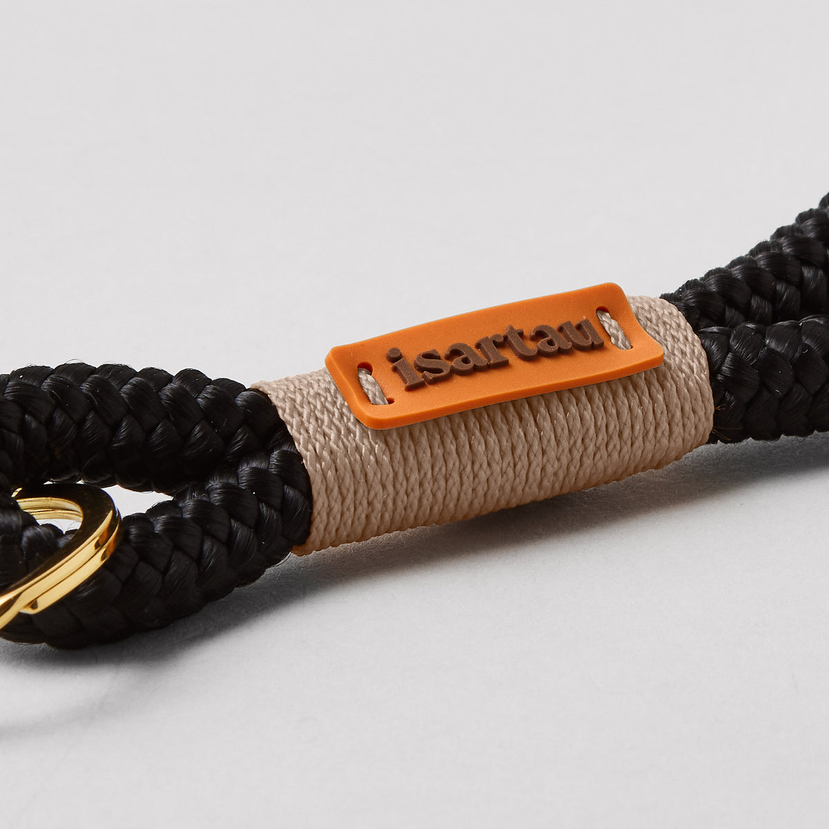 isartau Schlüsselanhänger Black Mamba Beige, Softtau, gold, Detailansicht