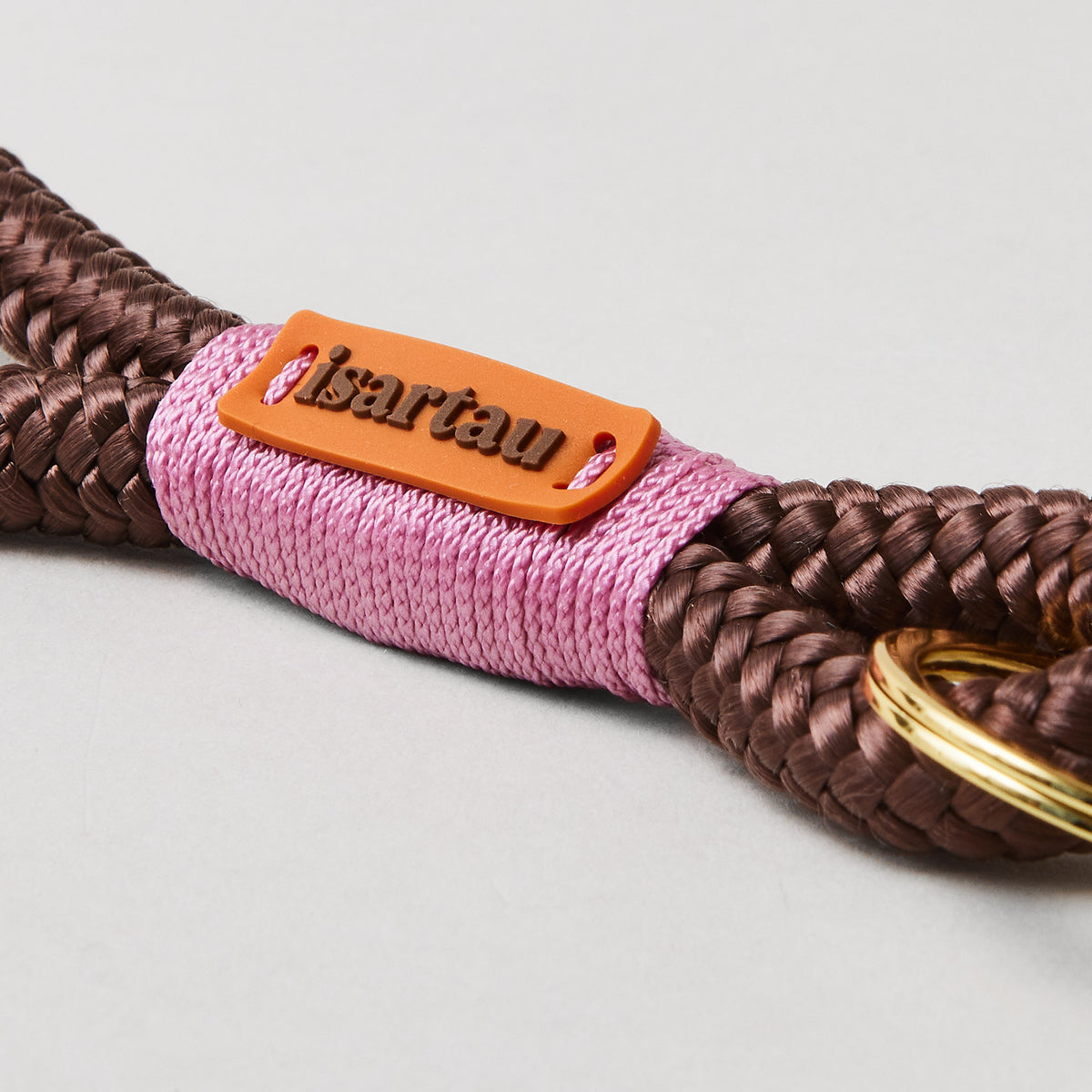 isartau Schlüsselanhänger Classy Chestnut Rose, Softtau, gold, Detailansicht
