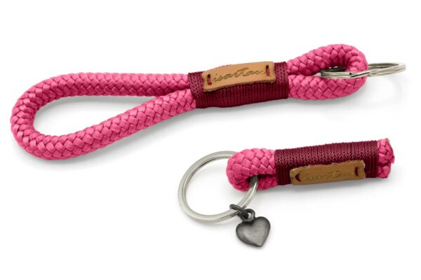 Schlüsselanhänger "Viva Magenta Burgunder" in Magenta mit burgunder-farbener Takelung